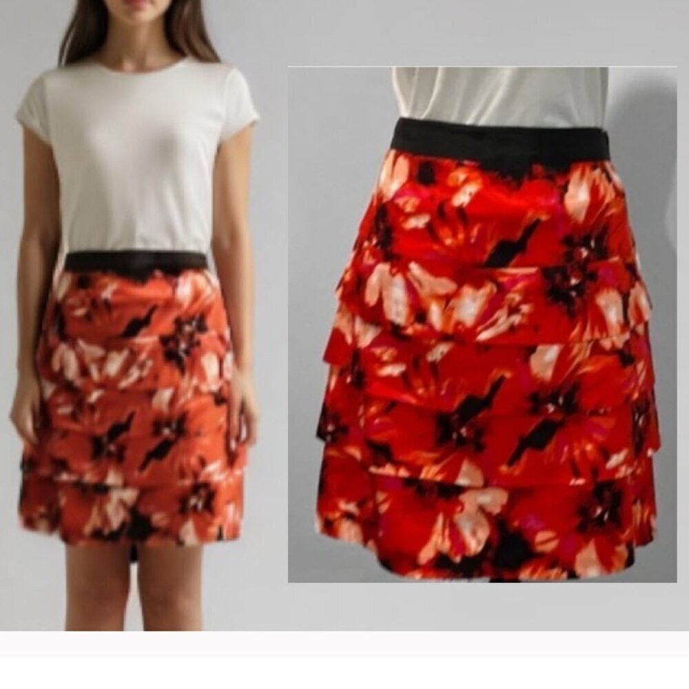 Larry Levine Red Floral Stretch Skirt size 8